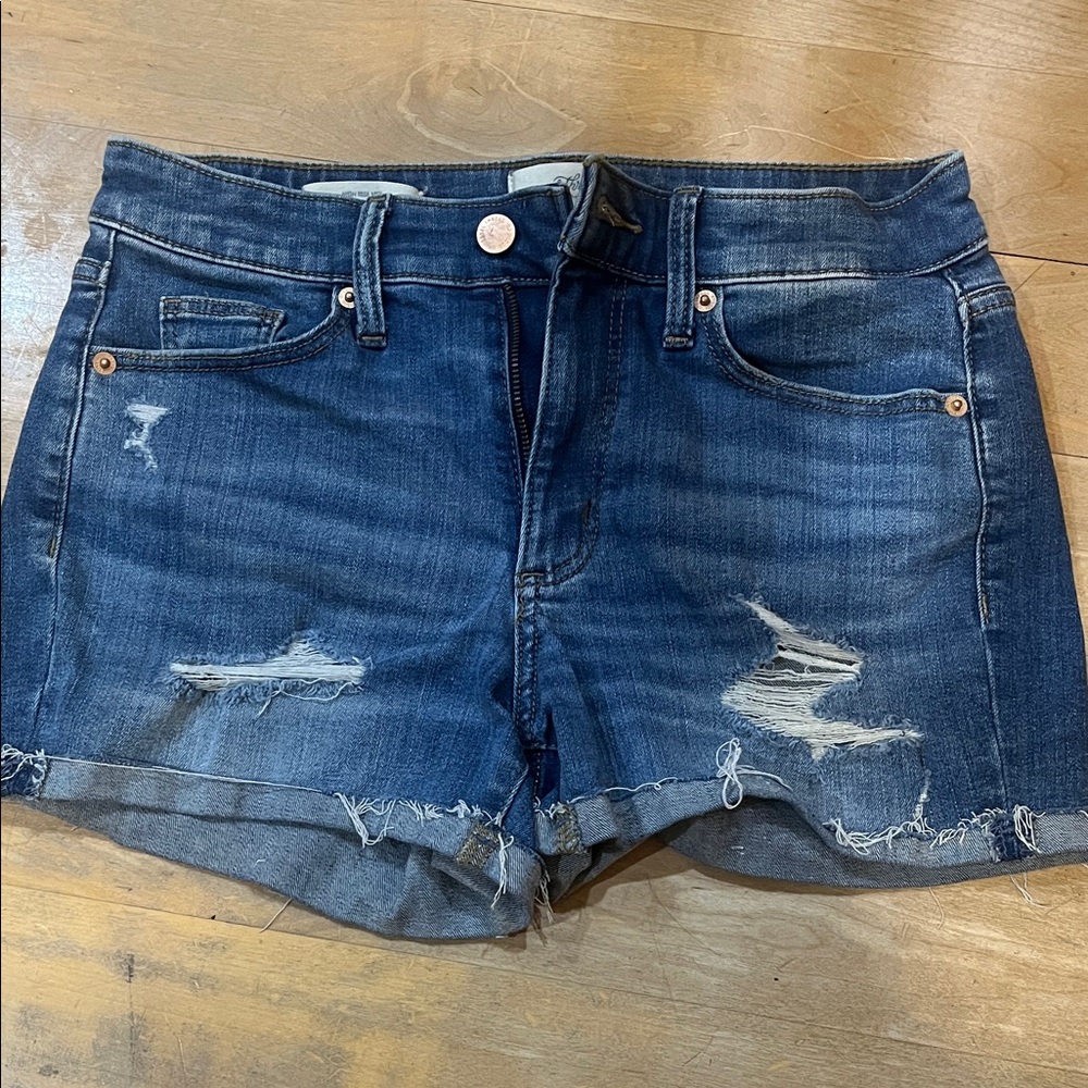 Universal Thread Dark Blue Distressed Jean Shortscutr